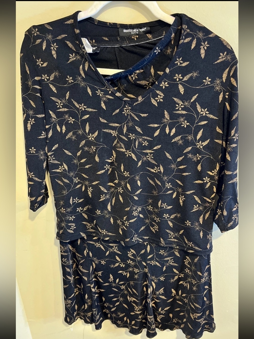 Briggs New York Womens Skirt Set Black Gold Floral V Neck Elastic Waist Stretch